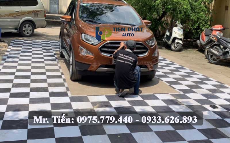 lap-dat-camera-360-dct-cho-ford-chinh-hang-100